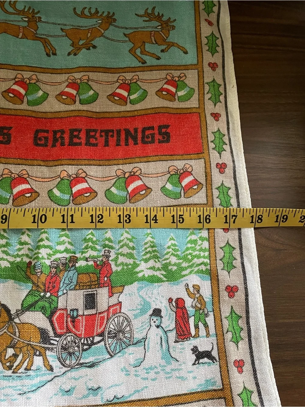 Christmas Greetings Holiday Kitchen Towel - Multicolor